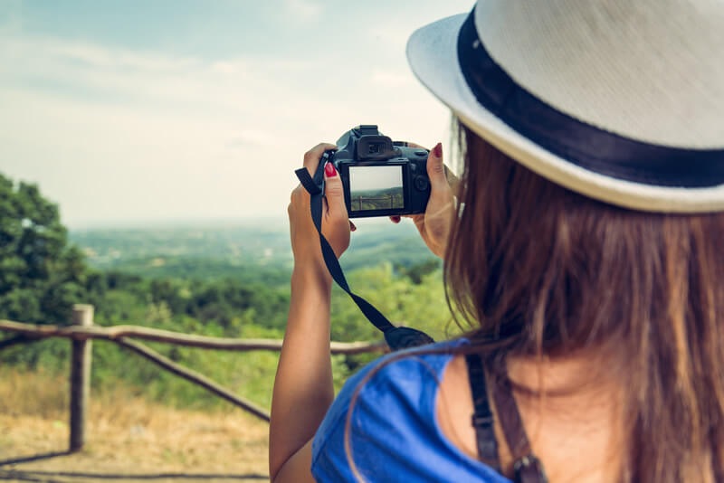 デジカメ写真は即共有♪女子旅にはWiFi機能付きカメラがおすすめ！