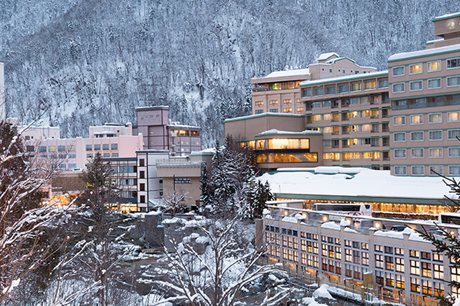 北海道に冬だけ出現！アイスヴィレッジが素敵すぎる